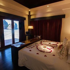 Water Villa Roundtrip Lio Airport Transfers